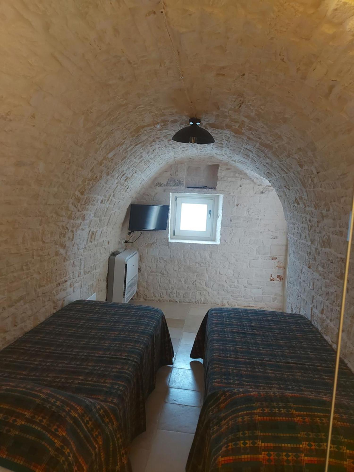 Trulli Occhi Di Pietra Historical Experience Villa Alberobello Kamer foto